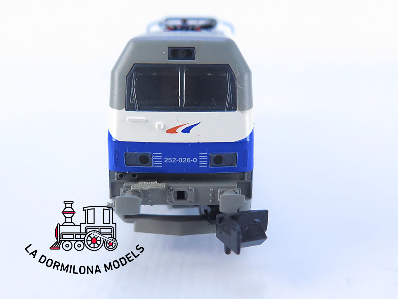 MM32 Escala N ARNOLD 2392 Locomotora Electrica 252 026-0 Grandes Lineas ARCO RENFE - OVP