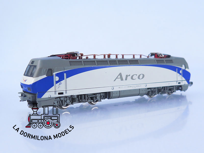MM32 Escala N ARNOLD 2392 Locomotora Electrica 252 026-0 Grandes Lineas ARCO RENFE - OVP