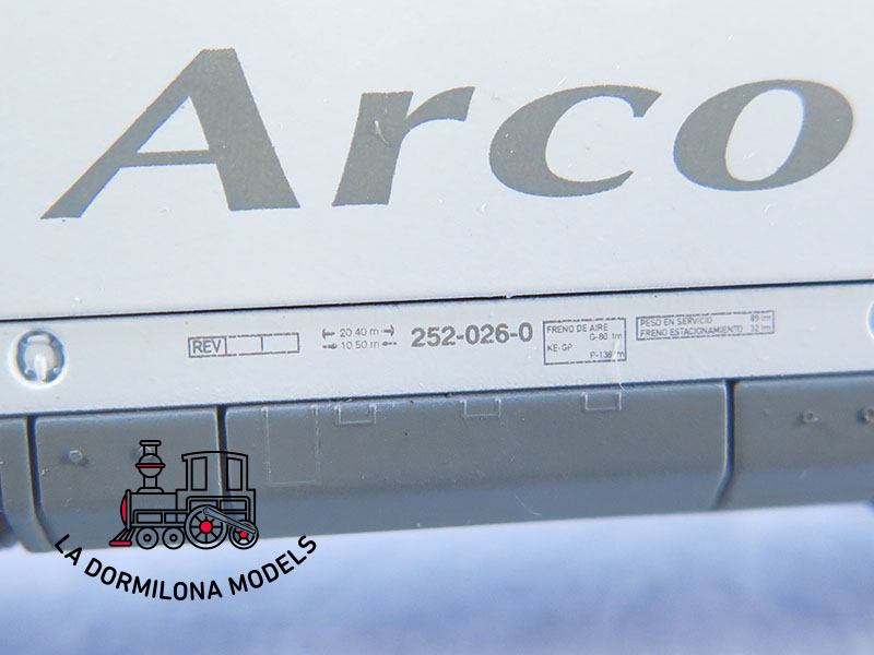 MM32 Escala N ARNOLD 2392 Locomotora Electrica 252 026-0 Grandes Lineas ARCO RENFE - OVP