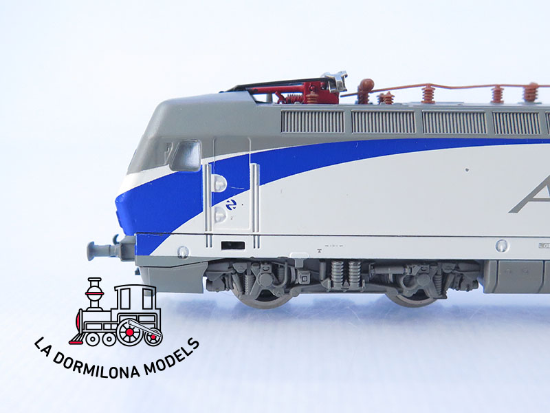 MM32 Escala N ARNOLD 2392 Locomotora Electrica 252 026-0 Grandes Lineas ARCO RENFE - OVP